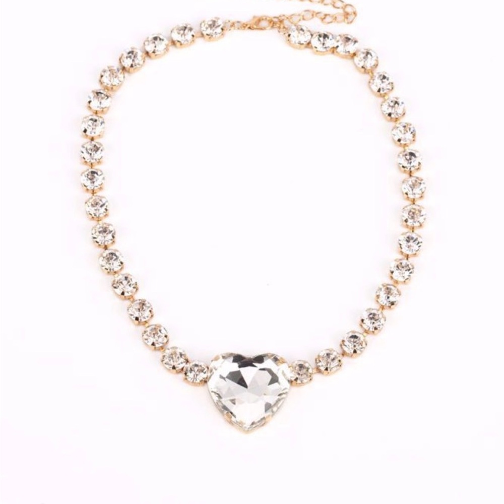 Elegant Gold  Heart Necklace